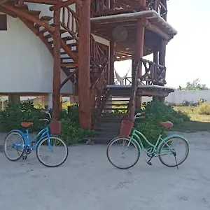 holbox-te-quiero-luxury-suites.quintano-roohotels.com/