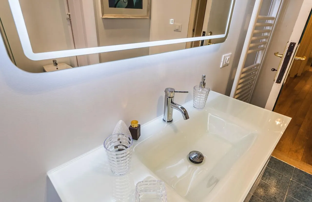 Apartamento Casa Degli Angeli, Free Wi-Fi Near San Marco Venecia 0*,